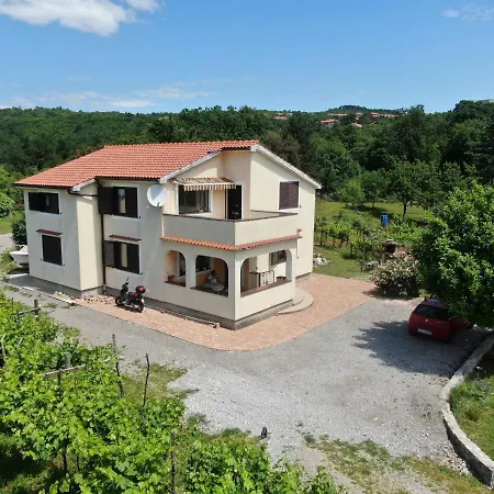 Apartment Melia